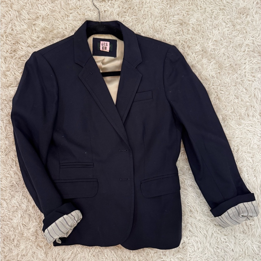 J.Crew women's classic Navy blazer, size 6.